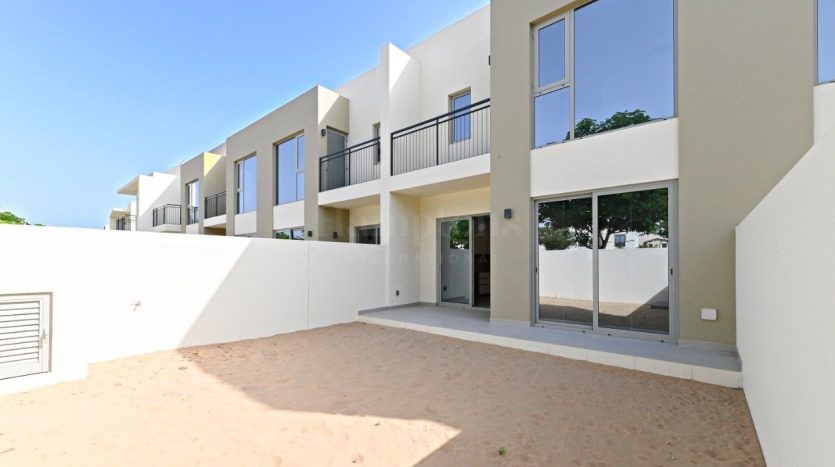 Townhouse on Arabian Ranches 2, Dubai, 3 bedrooms, 146.8 m2  | Foto 2