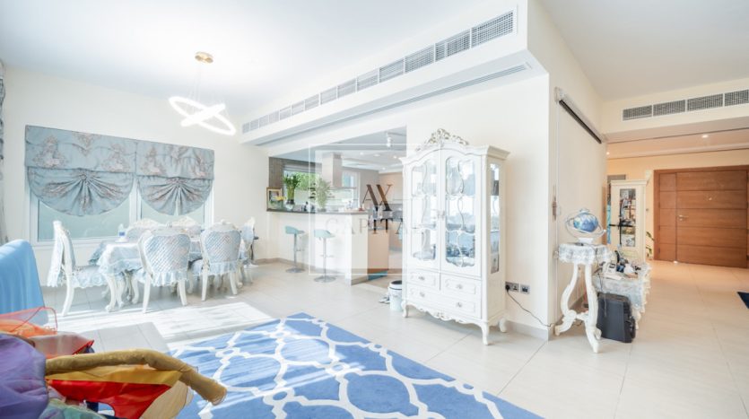Вилла в Jumeirah Park, Дубай, 4 спальни, 510 м2 / в год