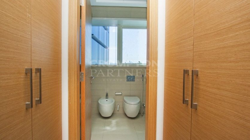 Apartment on Corniche Road, Abu-Dhabi, 2 bedrooms, 140.7 m2 / per year