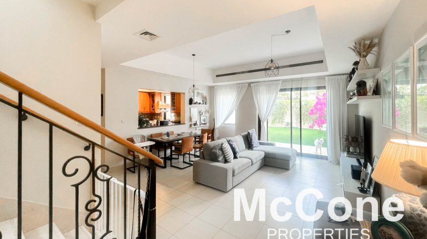Villa on Rome, Dubai, 3 bedrooms, 201.6 m2  | Foto 1