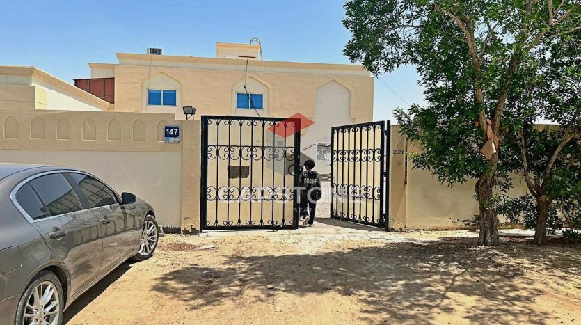 Villa on Mohamed Bin Zayed City, Abu-Dhabi, 7 bedrooms, 2090 m2  | Foto 3