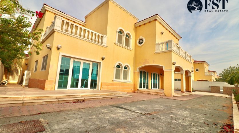 Villa on Jumeirah Park, Dubai, 5 bedrooms, 834 m2  | Foto 2