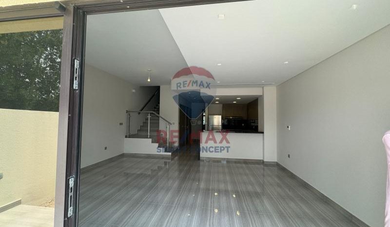 Таунхаус в DAMAC Hills (Akoya by DAMAC), Дубай, 4 спальни, 208.9 м2 / в год
