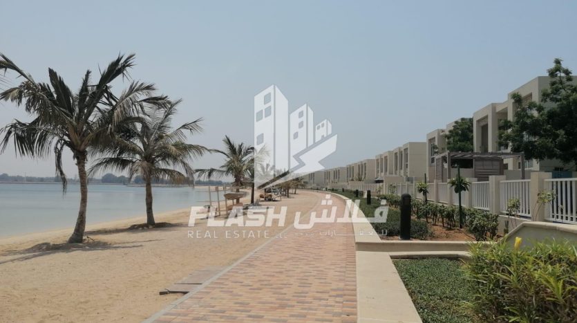 Townhouse on Mina Al Arab, Ras-al-khaimah, 3 bedrooms, 350.1 m2 / per year