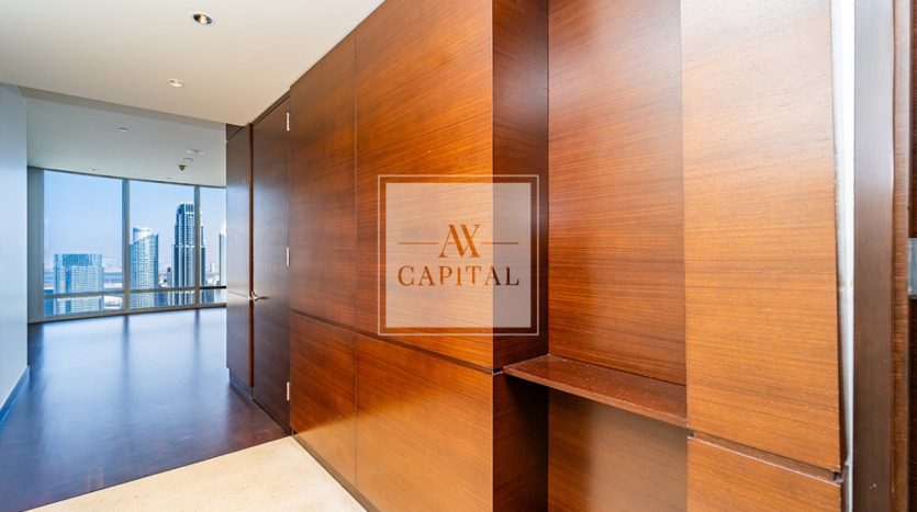 Apartment on Downtown Burj Dubai, 2 bedrooms, 178.9 m2 / per year