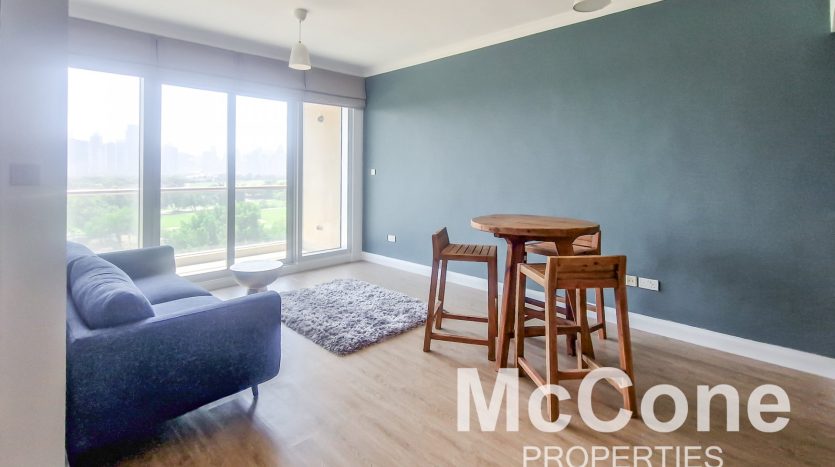 Apartment on The Views, Dubai, 1 bedroom, 71.72 m2 / per year