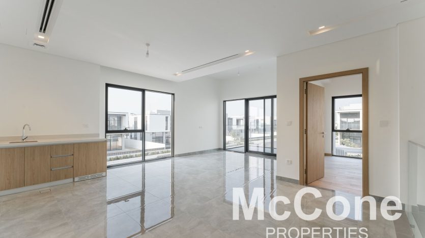Villa on Al Furjan, Dubai, 5 bedrooms, 569.96 m2  | Foto 2