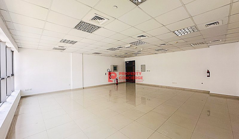 Office on Dubai Investment Park, Dubai, 103 m2 / per month