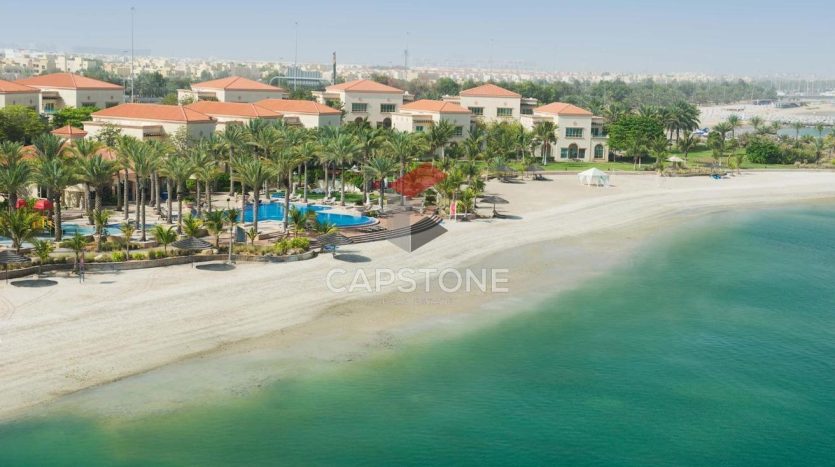 Villa on Al Raha Beach, Abu-Dhabi, 4 bedrooms, 715 m2 / per year