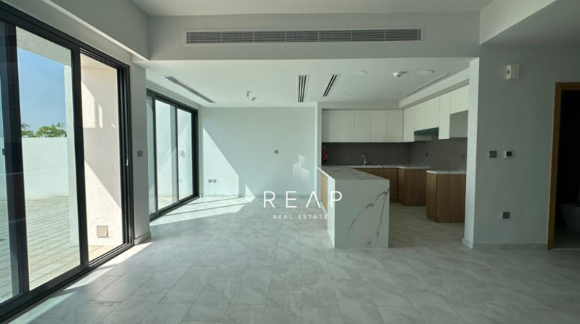 Таунхаус в Dubai Land, 3 спальни, 175 м2