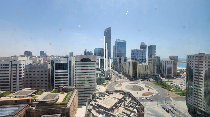 Apartment on Corniche Road, Abu-Dhabi, 4 bedrooms, 204.4 m2 / per year