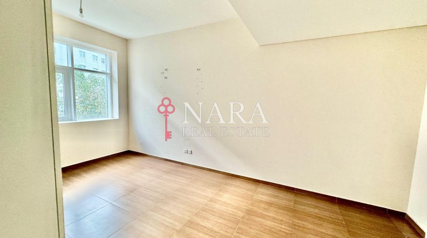 Villa on Khalifa City, Abu-Dhabi, 4 bedrooms, 585.6 m2 / per year