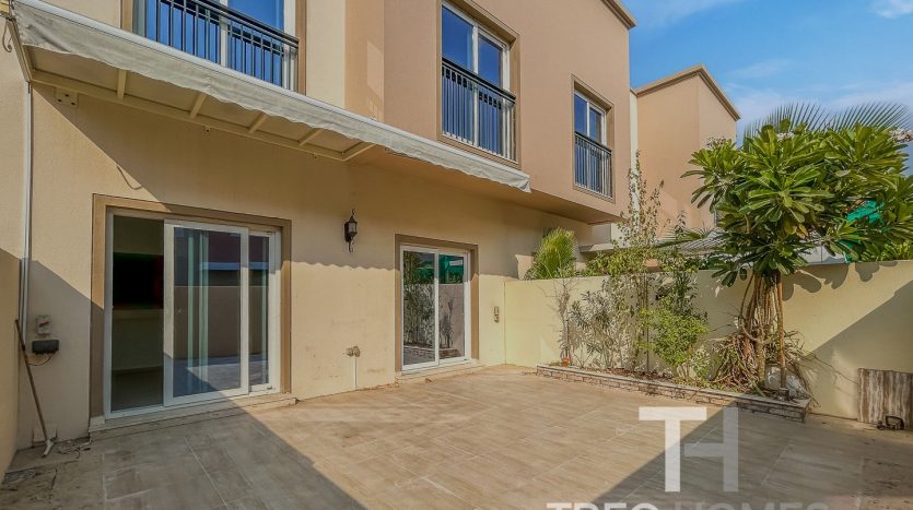 Villa on Dubai Land, Dubai, 3 bedrooms, 184 m2 / per year