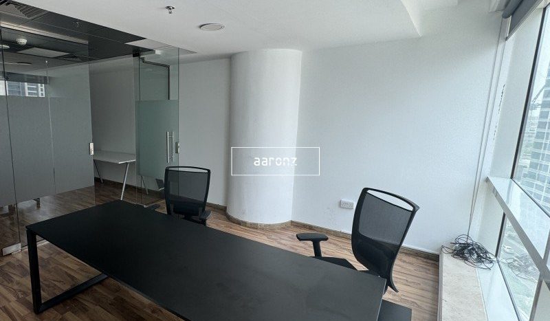 Office on Business Bay, Dubai, 59 m2 / per year