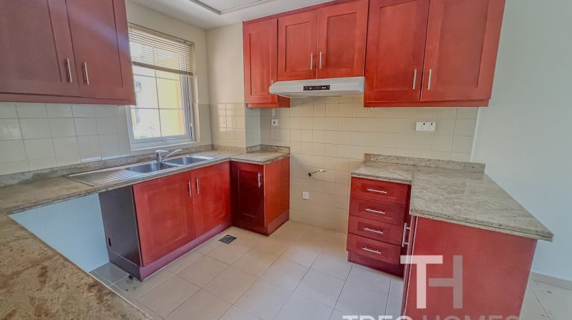 Таунхаус в Арабиан Ранчес, Дубай, 2 спальни, 175 м2 / в год