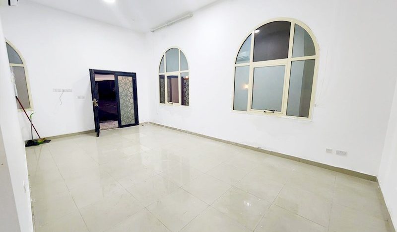 Вилла в Shakhbout City, Абу-Даби, 3 спальни, 37.2 м2 / в год