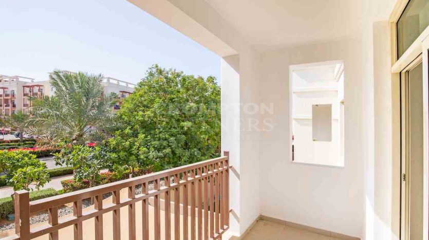 Apartment on Al Ghadeer, Abu-Dhabi, 2 bedrooms, 1043.7 m2  | Foto 1