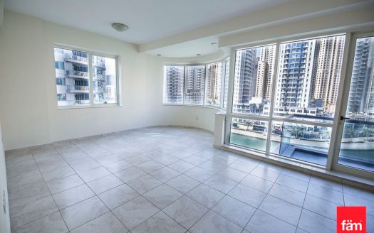 Apartment on Dubai Marina, 3 bedrooms, 265.7 m2 / per year