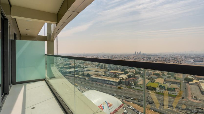Apartment on Business Bay, Dubai, 2 bedrooms, 74.2 m2 / per year