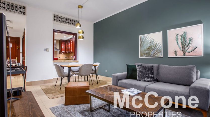 Apartment on Old Town, Dubai, 1 bedroom, 76.27 m2 / per year