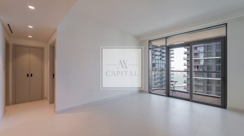 Apartment on Dubai Harbour, Dubai, 1 bedroom, 76.8 m2 / per year