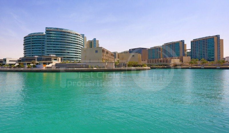 Apartment on Al Raha Beach, Abu-Dhabi, 2 bedrooms, 134.7 m2 / per year