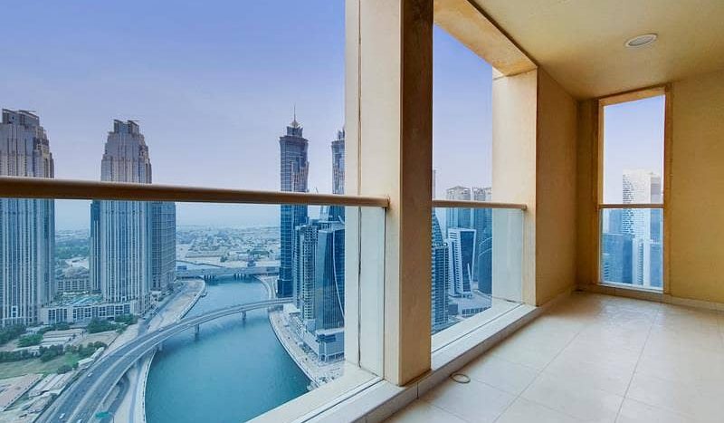 Apartment on Business Bay, Dubai, 2 bedrooms, 118 m2 / per year