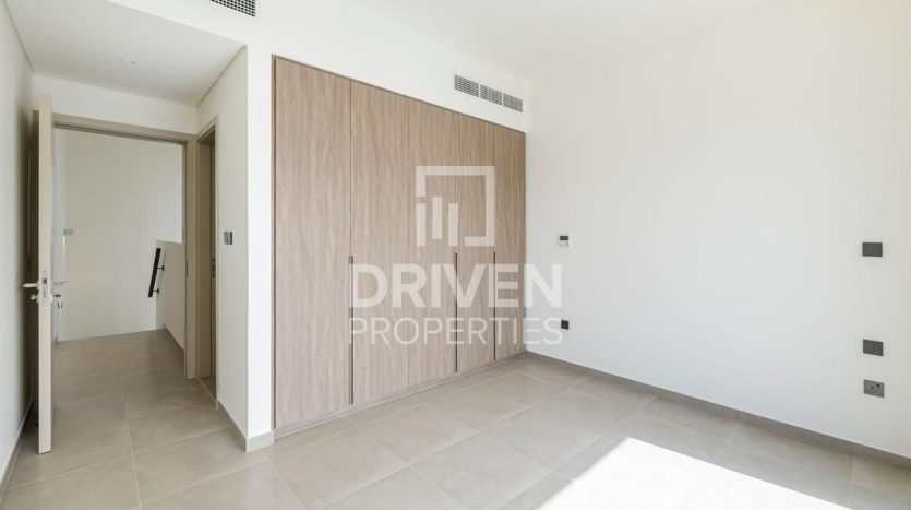 Villa on The Valley, Dubai, 3 bedrooms, 174 m2 / per year