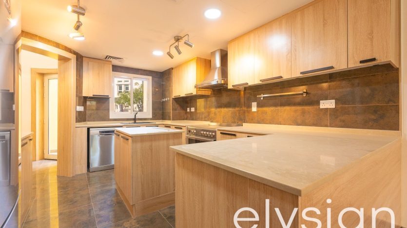 Villa on The Lakes, Dubai, 3 bedrooms, 249 m2  | Foto 4