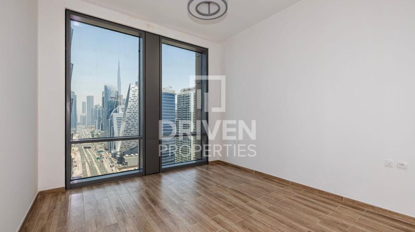 Apartment on Business Bay, Dubai, 1 bedroom, 81 m2 / per year