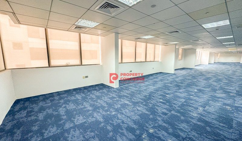Office on Dubai Investment Park, Dubai, 89 m2 / per month