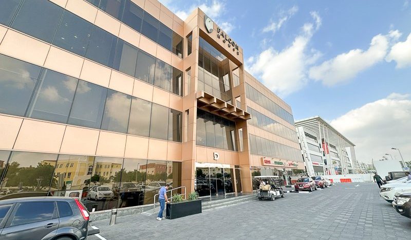 Office on Dubai Investment Park, Dubai, 194 m2 / per month