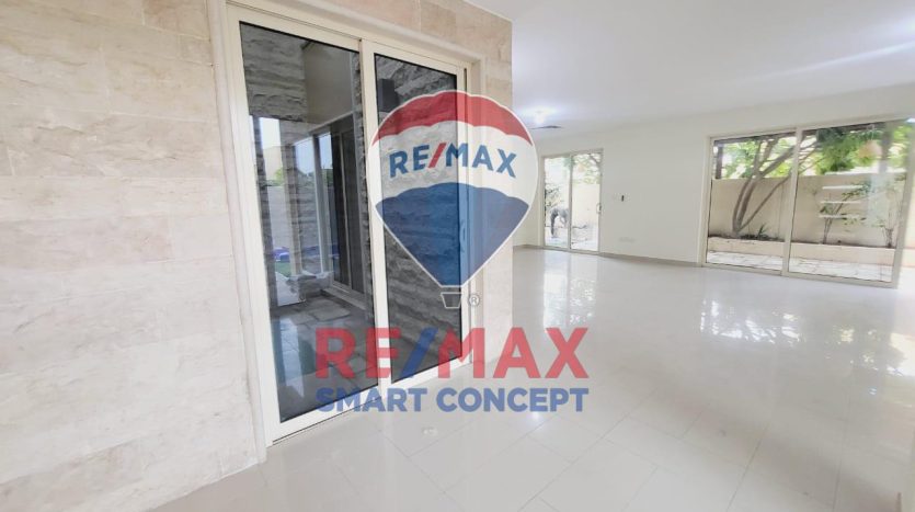 Villa on Al Raha Gardens, Abu-Dhabi, 4 bedrooms, 241 m2 / per year