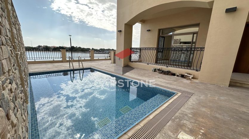 Вилла в Al Raha Beach, Абу-Даби, 5 спален, 511 м2 / в год