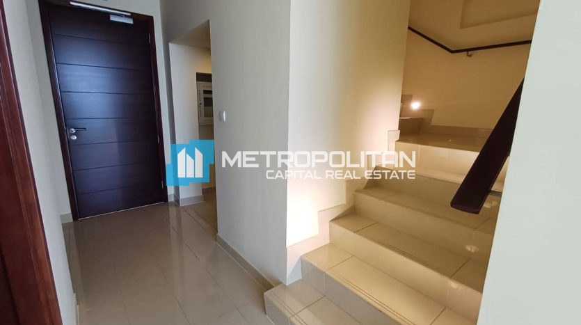 Apartment on Corniche Road, Abu-Dhabi, 2 bedrooms, 161 m2 / per year