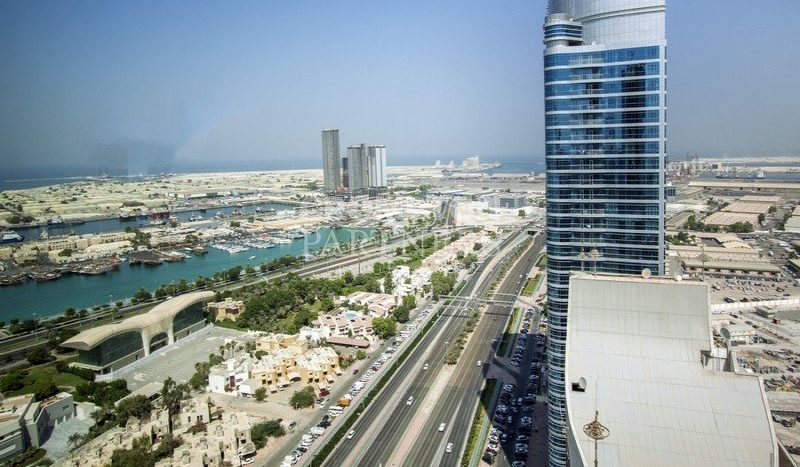 Apartment on Al Mina, Abu-Dhabi, 3 bedrooms, 232.9 m2 / per year