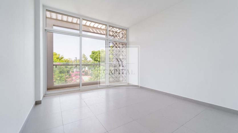 Townhouse on Moudon, Dubai, 3 bedrooms, 222.2 m2 / per year