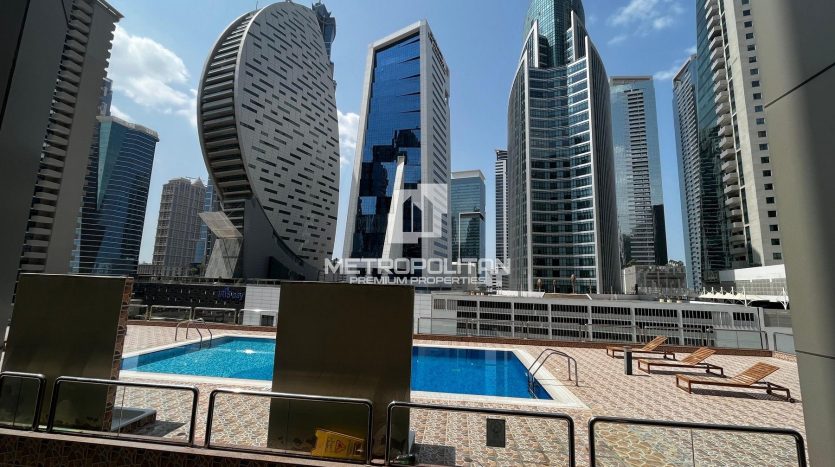 Apartment on Business Bay, Dubai, 2 bedrooms, 91 m2 / per year