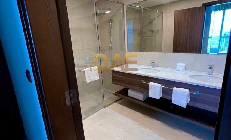 Apartment on Dubai Media City, Dubai, 1 bedroom, 1094 m2 / per month