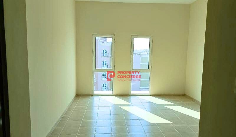 Apartment on Discovery Gardens, Dubai, 44 m2 / per month