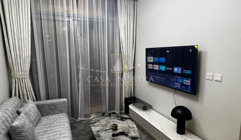Apartment on Business Bay, Dubai, 1 bedroom, 52.6 m2 / per year