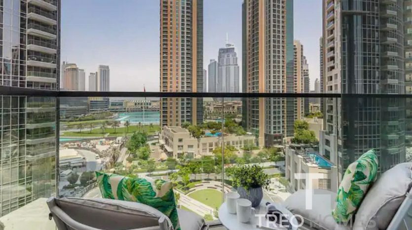 Apartment on Burj Khalifa, Dubai, 2 bedrooms, 103 m2 / per year