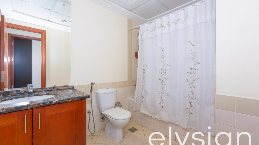 Villa on The Lakes, Dubai, 3 bedrooms, 263 m2  | Foto 2