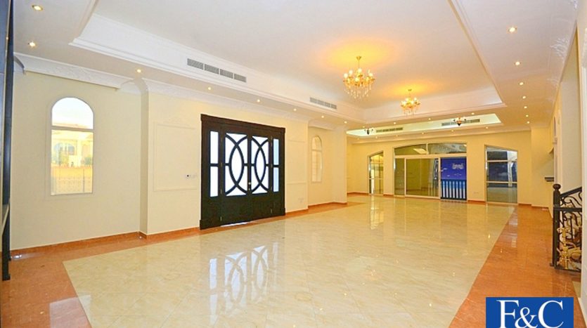 Villa on Al Barsha, Dubai, 7 bedrooms, 1393.5 m2 / per year