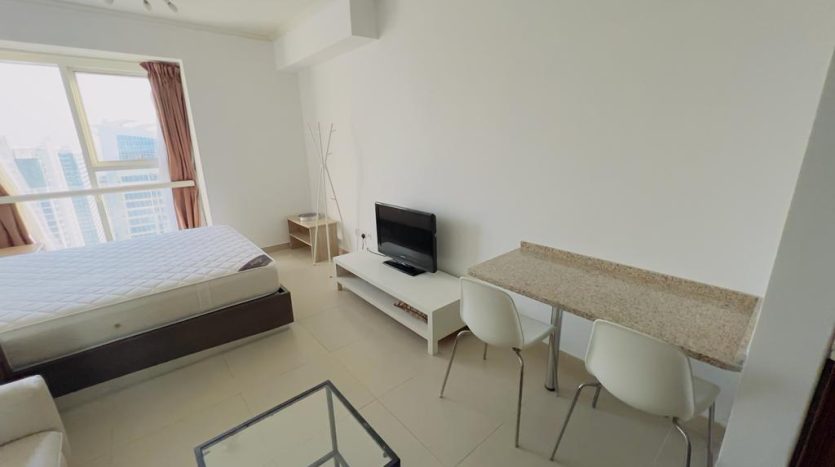 Apartment on Dubai Marina, 406.01 m2 / per month