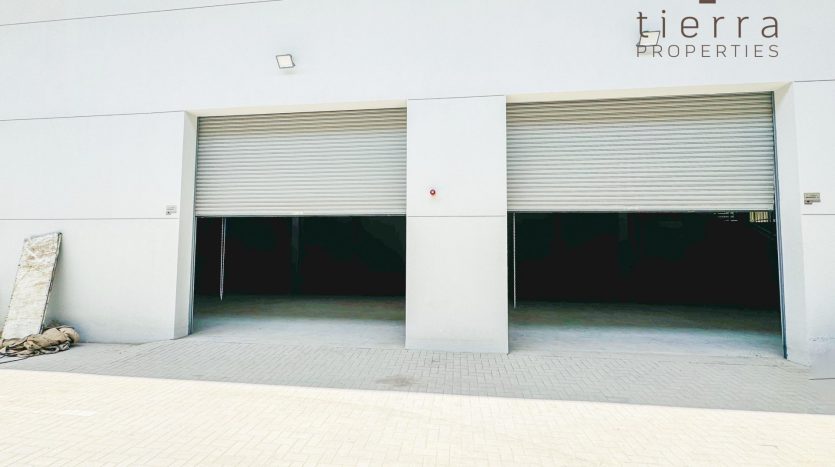 Warehouse Dubai, 288 m2 / per year