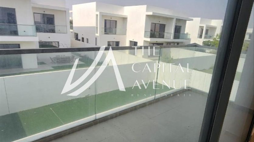 Villa on Yas Island, Abu-Dhabi, 4 bedrooms, 465 m2 / per year