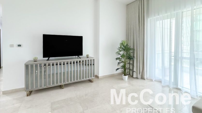 Apartment on Dubai Marina, 2 bedrooms, 168.53 m2 / per year