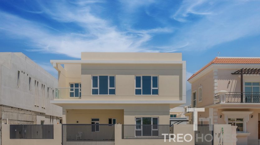 Villa on Jumeirah Park, Dubai, 5 bedrooms, 510 m2 / per year