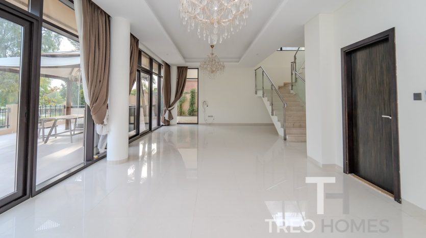 Вилла в DAMAC Hills (Akoya by DAMAC), Дубай, 5 спален, 479 м2 / в год